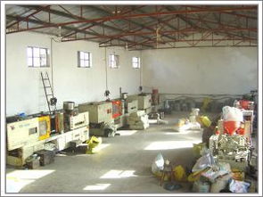 霸州市煎茶鋪永新塑料制品廠 廣告展覽器材與計(jì)算機(jī)軟硬件的技術(shù)開發(fā)